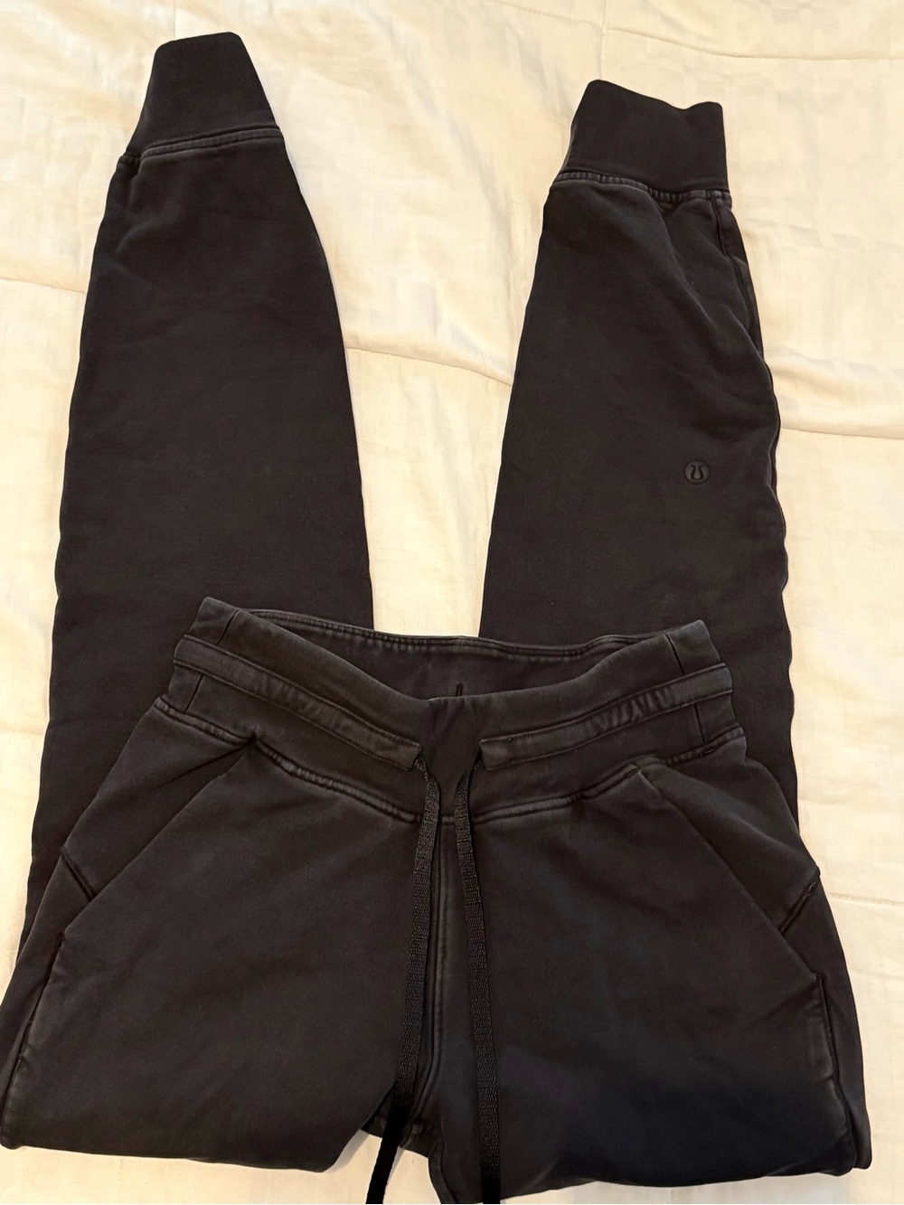Black Lululemon joggers